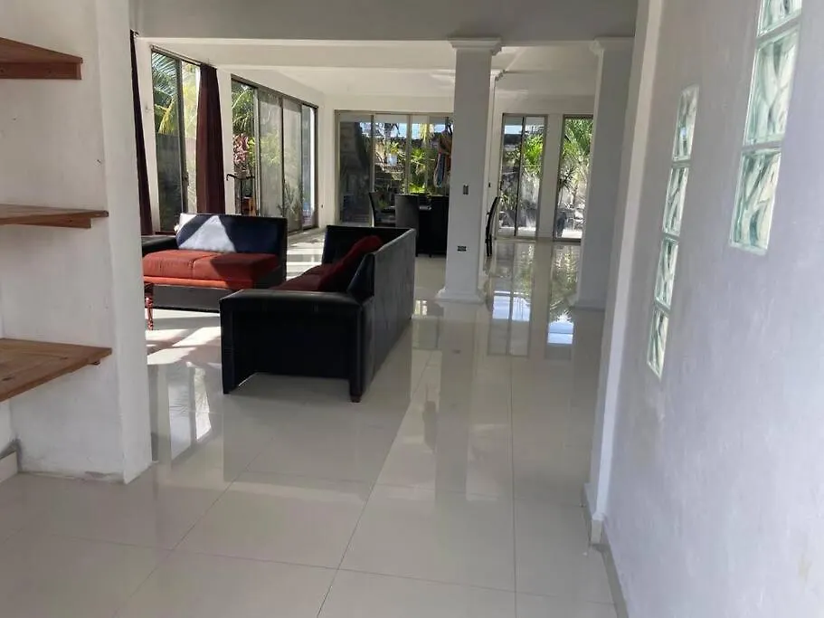Casa Totalmente Equipada Con Camaras De Vigilancia Villa Cozumel
